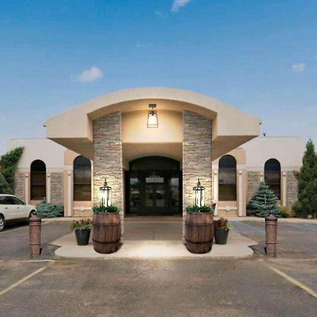 Revel Hotel Minot - Surestay Collection By Best Western Exterior photo