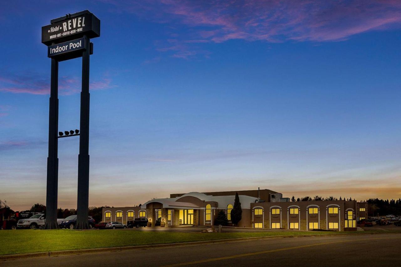 Revel Hotel Minot - Surestay Collection By Best Western Exterior photo